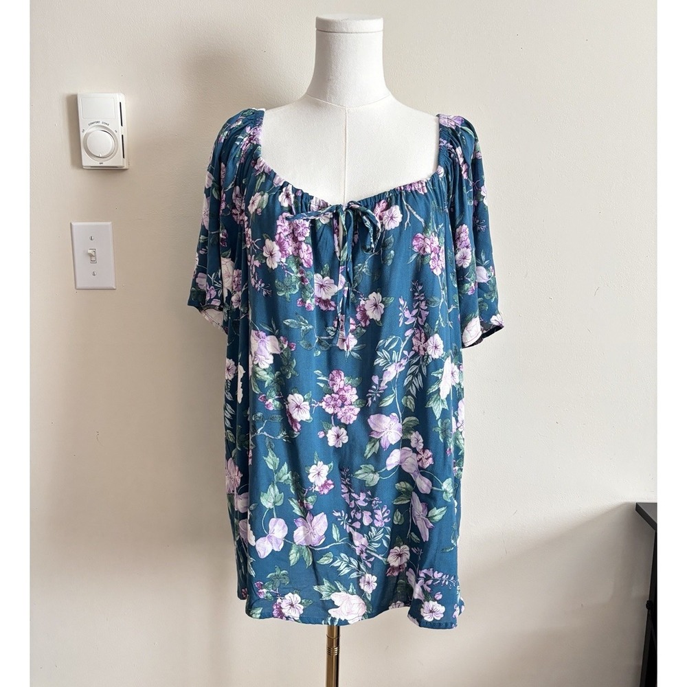 NWT Torrid 3 Plus Size 3X Flutter Sleeve Floral Top Stretch Festival Summer Cute